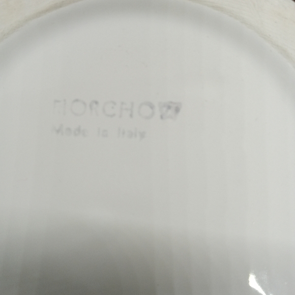 White Candy Dish w/Bird on lid. By Horchow in Italy - Picture 8 of 8